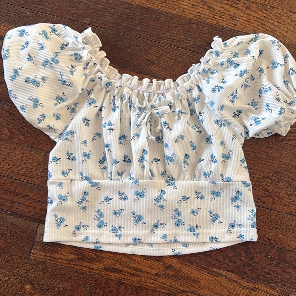 SHEIN youth girls size 9 floral puff sleeve cropped top